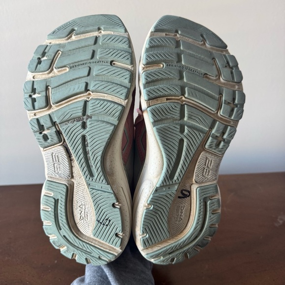 Women's Brooks Adrenaline GTS 23, Zephyr/Blue/Coconut, 5 B Medium US - Picture 9 of 9